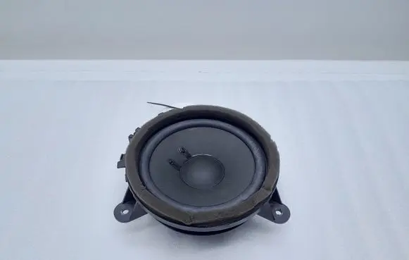 Volvo XC60 Front door speaker 30657445