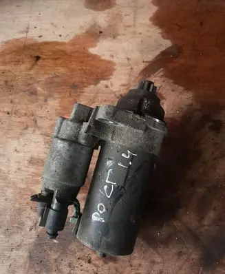 Volkswagen Cross Polo Starter motor