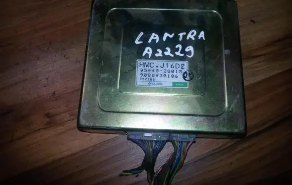 Hyundai Lantra II Engine control unit/module 9544028015 9080930106