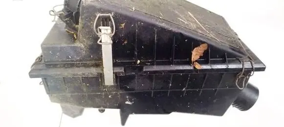 Air filter box