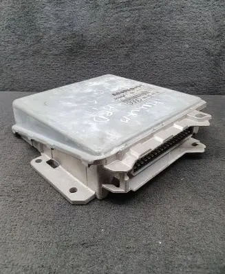 Audi A6 S6 C4 4A Engine control unit/module 4A0907401AD 0281001477 0281001478