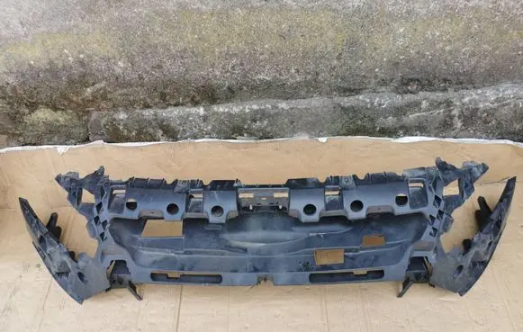 Ford Connect Front bumper mounting bracket DT1117K778A