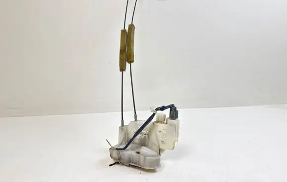 Subaru Legacy Front door lock
