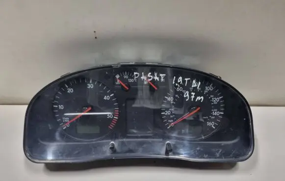 Speedometer (instrument cluster)