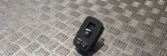 Maserati Quattroporte Electric window control switch 10095653