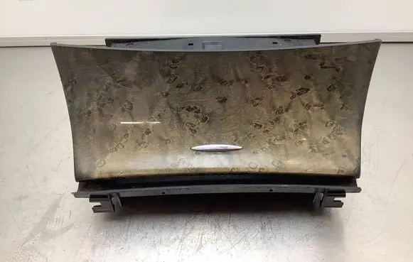 Mercedes-Benz E W211 Car ashtray A2116802852