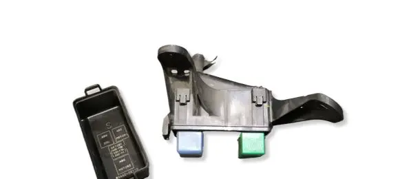 Lexus IS 220D-250-350 Fuse box set 8266253110