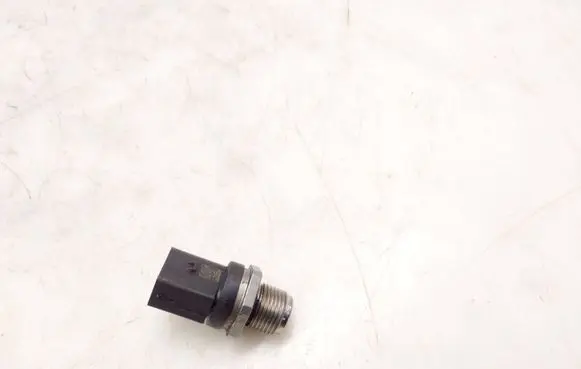 Mercedes-Benz Sprinter W907 W910 Fuel pressure sensor 0281002927 A0061537828