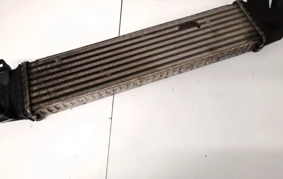 Ford Focus Intercooler radiator 3m5h9l440ae