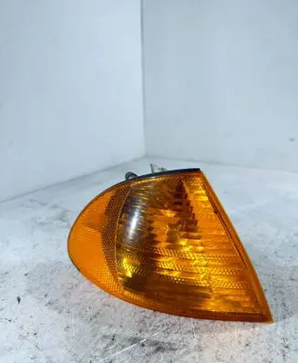 BMW 3 E46 Front indicator light 1315106141