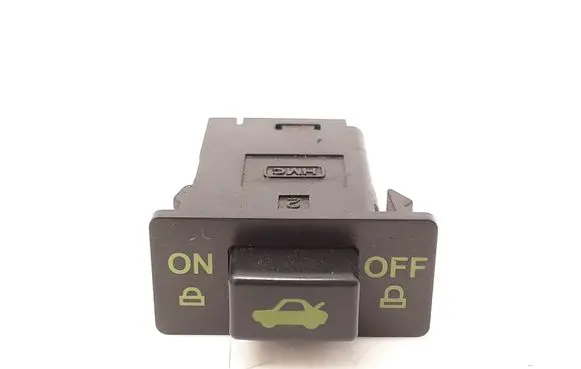 Tailgate opening switch