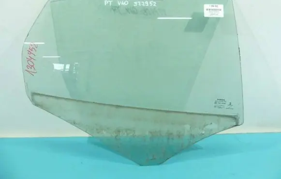 Rear door window glass