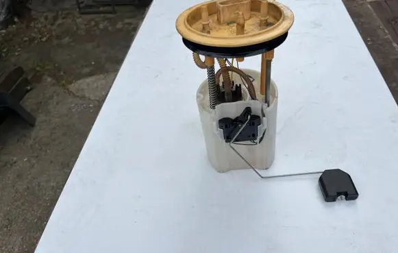 Volkswagen PASSAT B7 In-tank fuel pump 3AA919050B A2C53423480