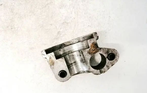 Chevrolet Captiva Engine mounting bracket