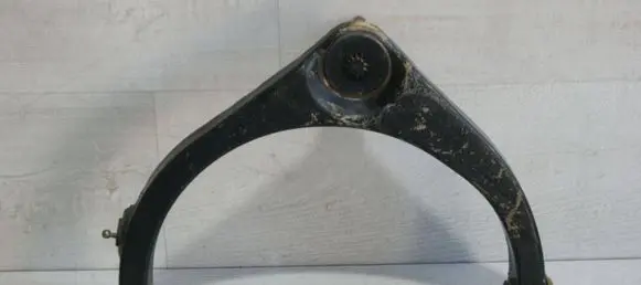 Dodge RAM Front upper control arm/wishbone 68282382