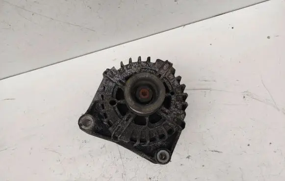 BMW X5 F15 Generator/alternator 8570672 2613704A 135215A