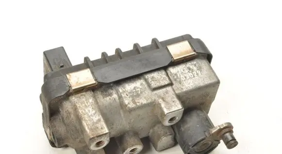 Volvo V70 Turbo charger electric actuator 6NW009543