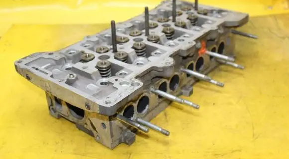 Opel Insignia A Engine head 55576915