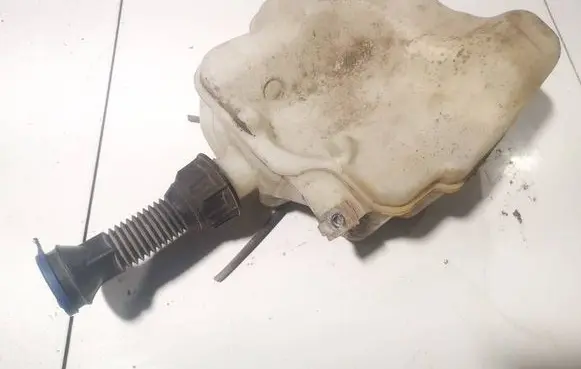 Peugeot 406 Windshield washer fluid reservoir/tank 9639175280