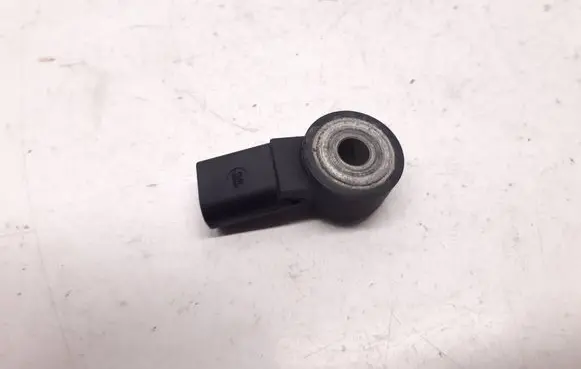 Volkswagen Golf V Detonation knock sensor 030905377C
