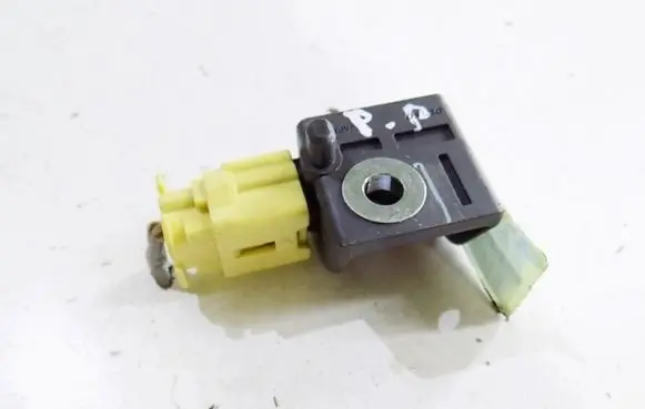 Honda FR-V Airbag deployment crash/impact sensor 77970SFEB110M2