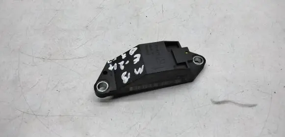 Mercedes-Benz E W211 Airbag deployment crash/impact sensor A0018209326