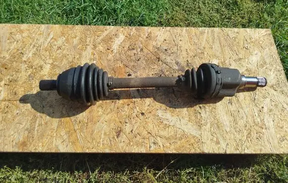Front driveshaft