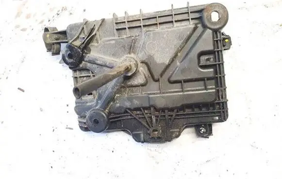 Battery box tray
