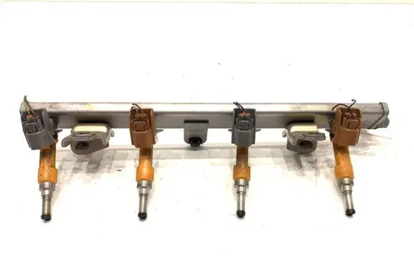 Suzuki SX4 Fuel main line pipe