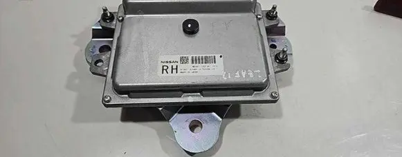 Nissan Leaf I (ZE0) Engine control unit/module MEV01103