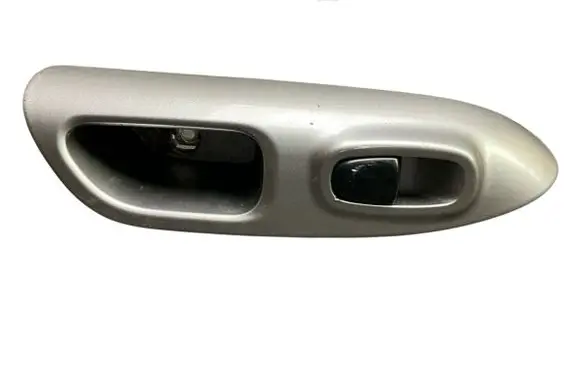 Nissan Juke I F15 Other switches/knobs/shifts 829601KA2A