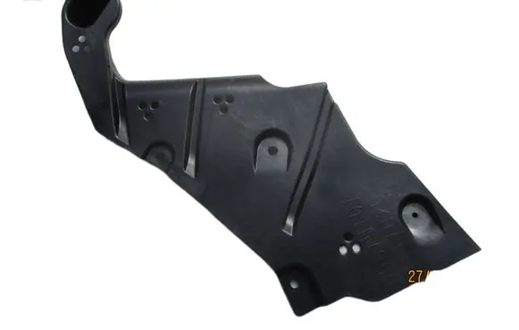 BMW X1 U11 Fuel tank bottom protection 51758498391 19183210 277082025