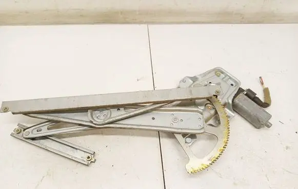 Toyota Yaris Sliding door window regulator with motor 