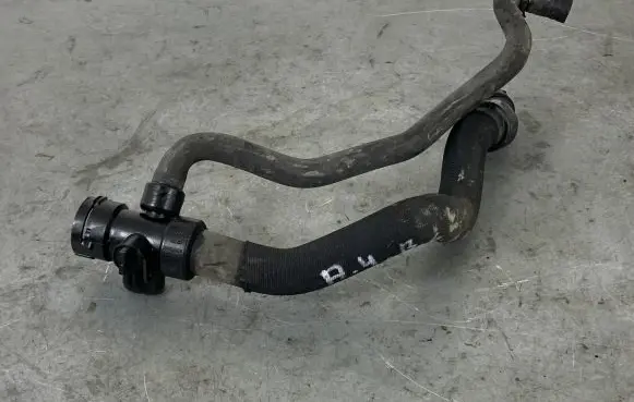 Audi A4 S4 B6 8E 8H Engine coolant pipe/hose 8E00121055N