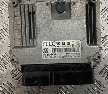 Audi A1 Engine control unit/module 0261S06551 03C906016CG HAMU4079754