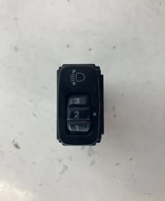 Mitsubishi Grandis Headlight level height control switch
