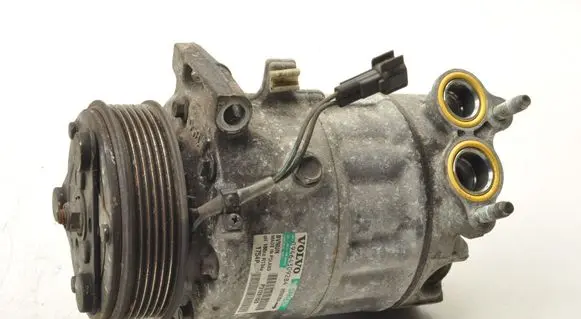 Volvo C30 Air conditioning (A/C) compressor (pump) 31291929