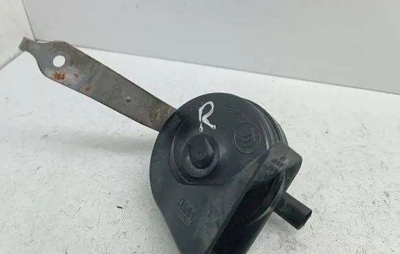 BMW 7 E65 E66 Horn signal A046522 0055306 AM80SE355306