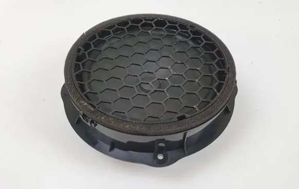 Audi A3 S3 8V Front door speaker 8V0035415
