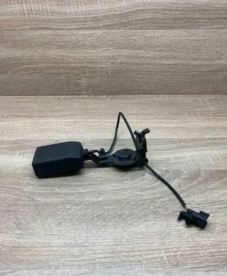 Mercedes-Benz GLE (W166 - C292) Rear seatbelt buckle A1668600769