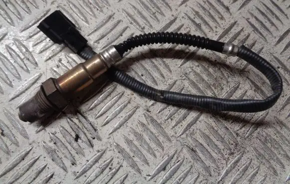 Renault Clio IV Lambda probe sensor H8200437489 0258010110