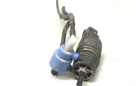 Mitsubishi Colt Windscreen/windshield washer pump 20161008 262598790
