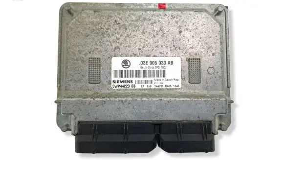 Skoda Fabia Mk1 (6Y) Engine control unit/module 03E906033AB 5WP44223 5WP4422303