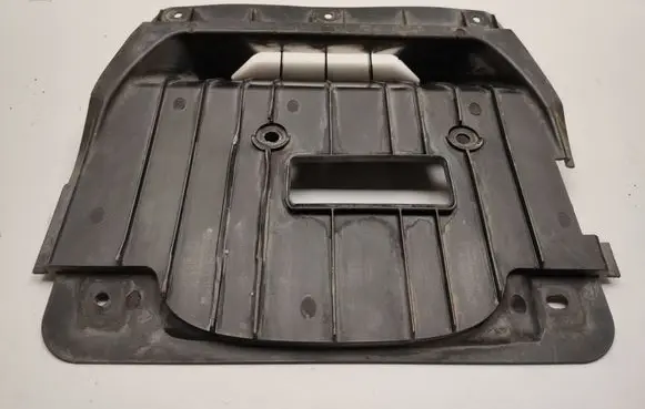Porsche Macan (95B) Gearbox sump 95B825370A