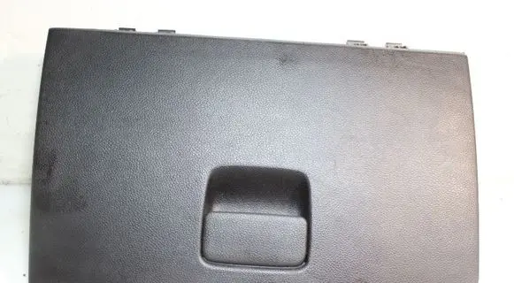 KIA Picanto Glove box