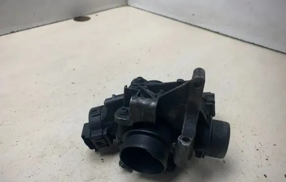 Citroen C5 Throttle valve 25347904