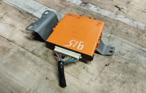 Lexus IS 220D-250-350 Other control units/modules 8967053110 1012380291