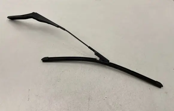 BMW 1 E81 E87 Windshield/front glass wiper blade 