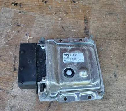BMW X5 F15 Engine control unit/module 7436676 0281032222 002001000