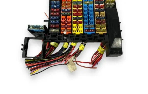 Audi A8 S8 D2 4D Fuse module 4D0941824 8A0937530